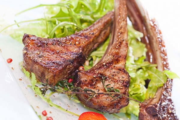 CÔTELETTES D'AGNEAU MARINÉES
